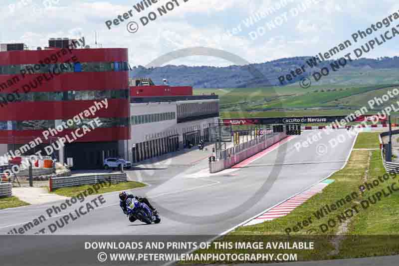 cadwell no limits trackday;cadwell park;cadwell park photographs;cadwell trackday photographs;enduro digital images;event digital images;eventdigitalimages;navarra;no limits trackdays;peter wileman photography;racing digital images;trackday digital images;trackday photos